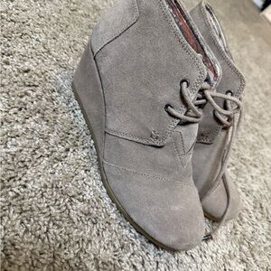 Women’s Tom’s Boots
